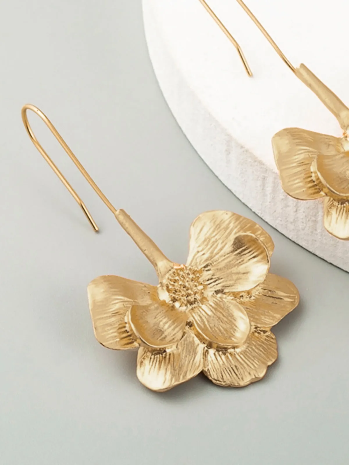 Blooming Flower Earnings sold by COMMENSE product image thumbnail 4