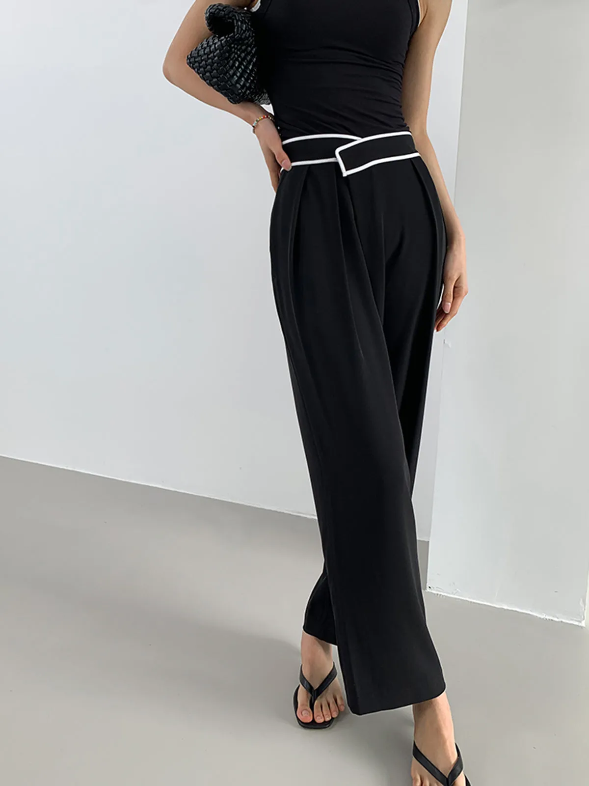 Contrast Binding Relaxed Casual Pants sold by COMMENSE product image thumbnail 3