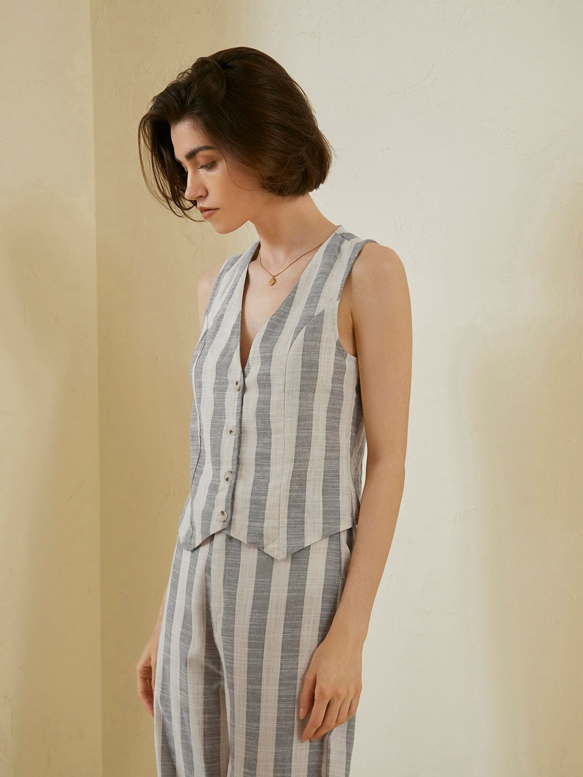 Utility Pinstripe Vest sold by COMMENSE product image thumbnail 6