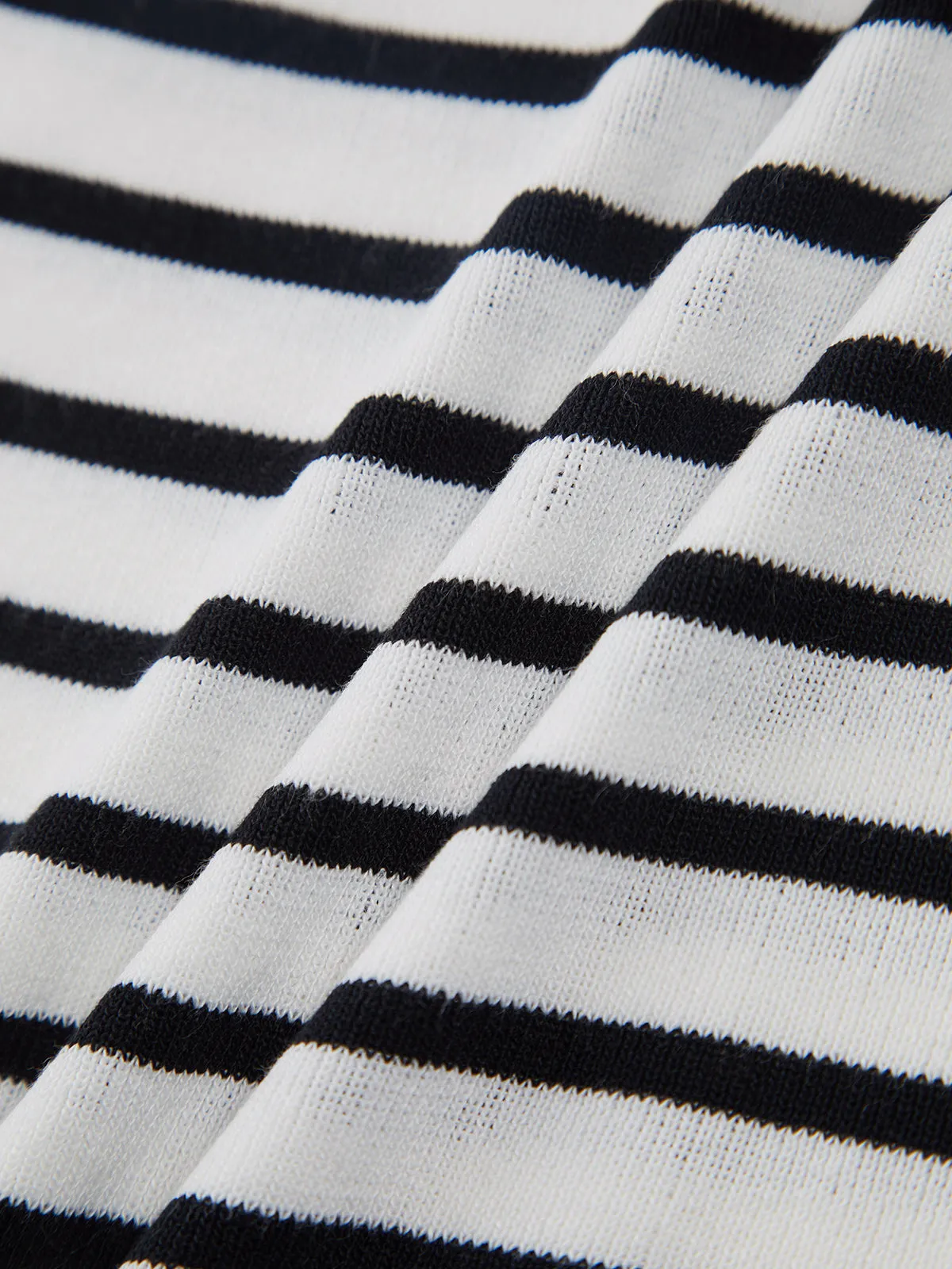 Classy Stripe Crop Tank Top sold by COMMENSE product image thumbnail 4