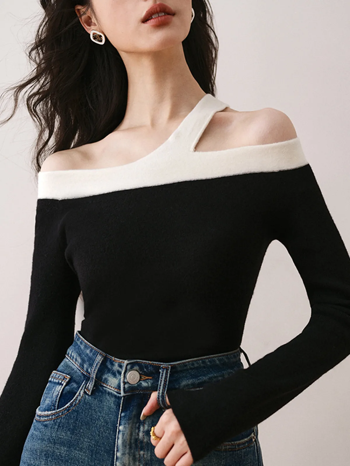 Asymmetric Strap Off-Shoulder Top sold by COMMENSE product image thumbnail 4