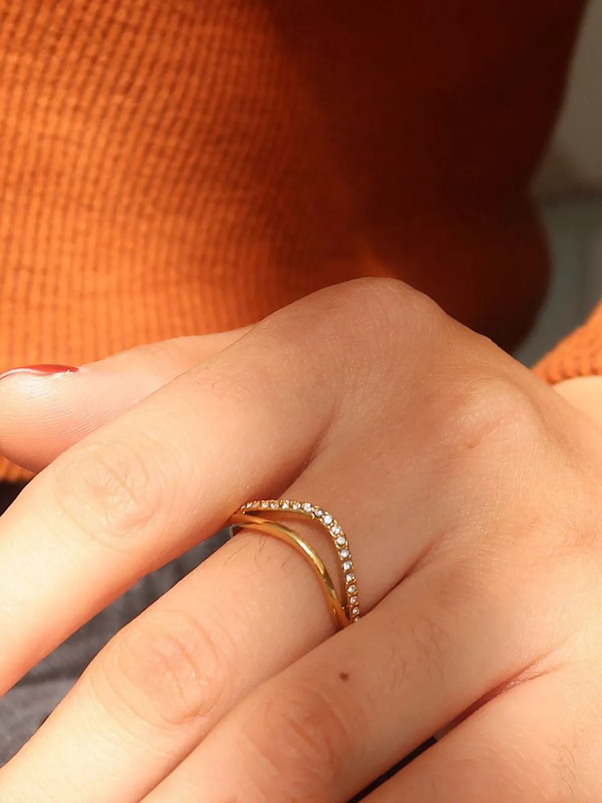 Golden Diamond Wave Ring sold by COMMENSE product image thumbnail 3