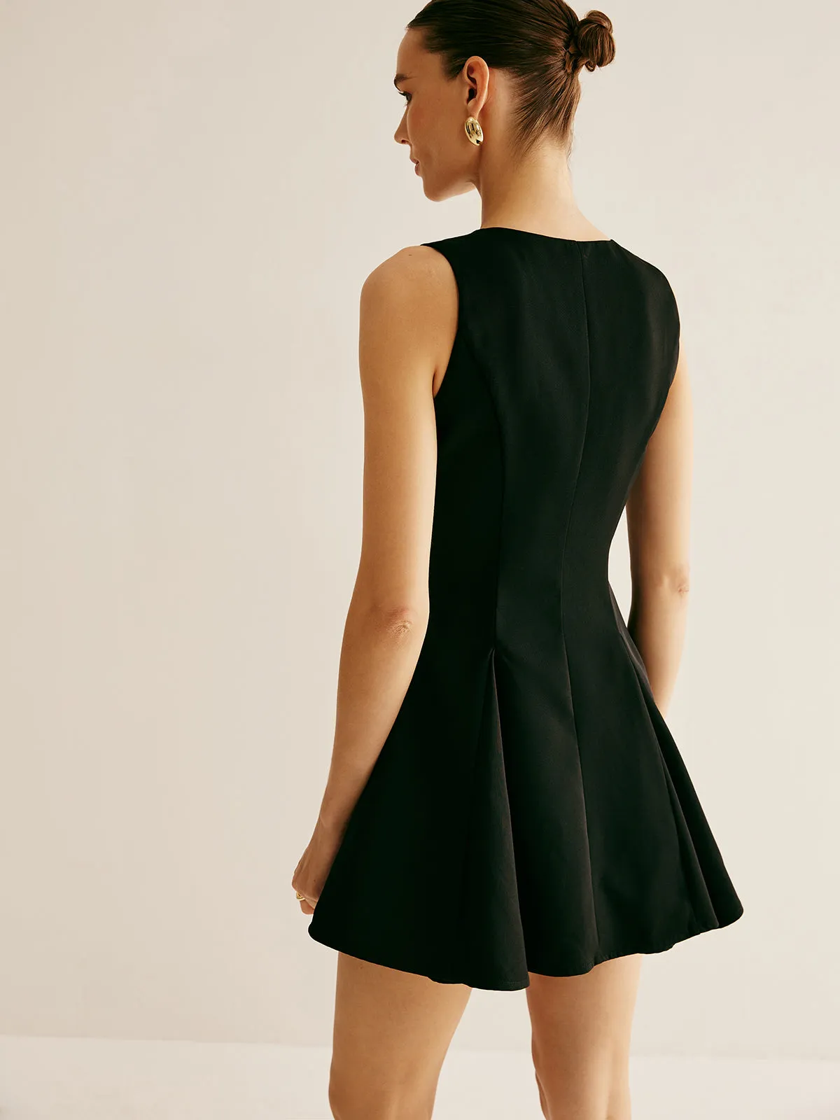 Pleated Umbrella Shape Tank Dress sold by COMMENSE product image thumbnail 5