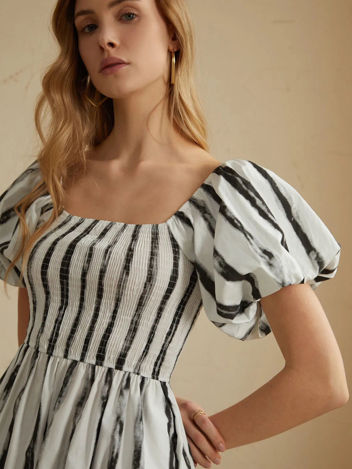 Striped Puff Sleeve Jumpsuit sold by COMMENSE product image thumbnail 3