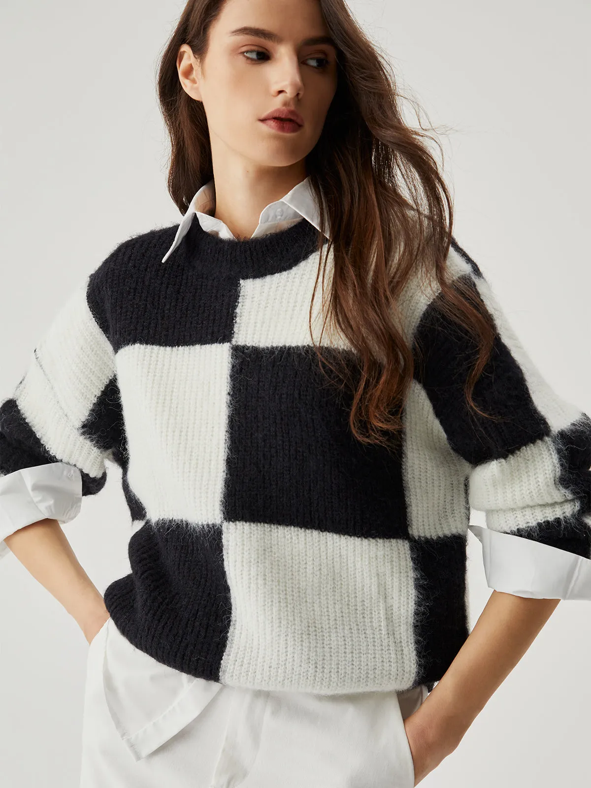 Check Colorblock Crew Neck Knit Sweater sold by COMMENSE product image thumbnail 3