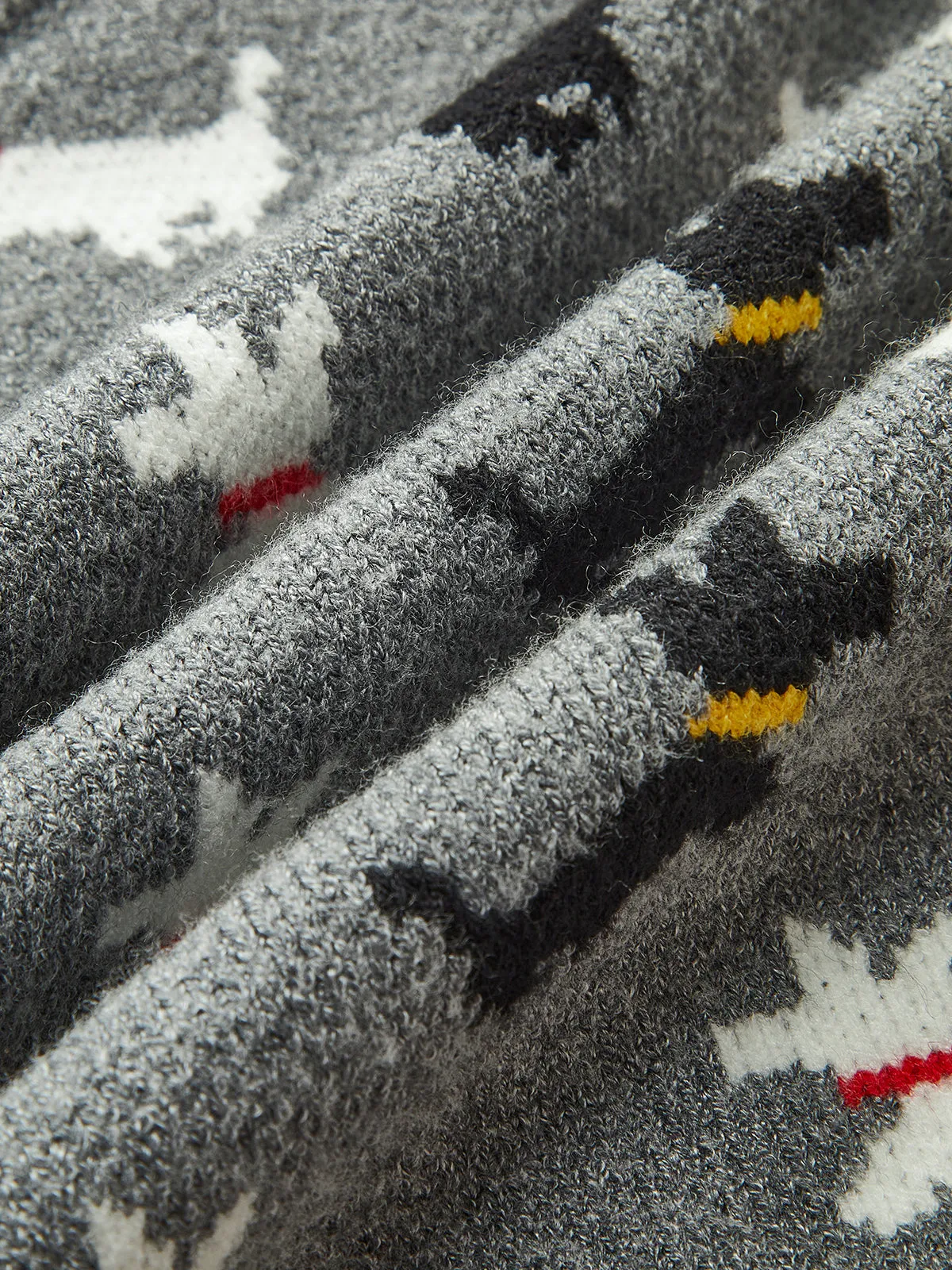 Round Neck Sweater Vest sold by COMMENSE product image thumbnail 3