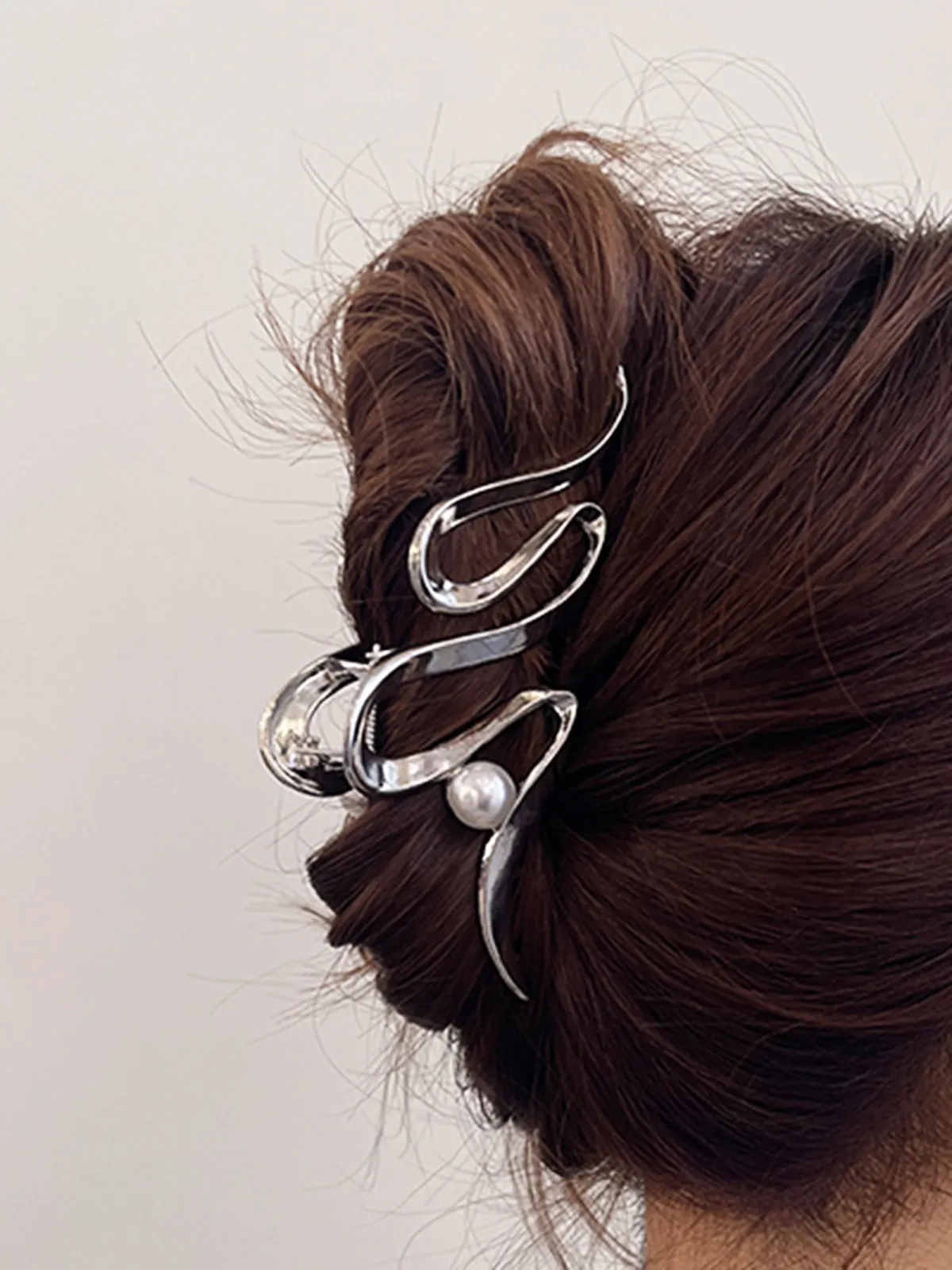 Pearl Decor Hair Claw sold by COMMENSE product image thumbnail 2