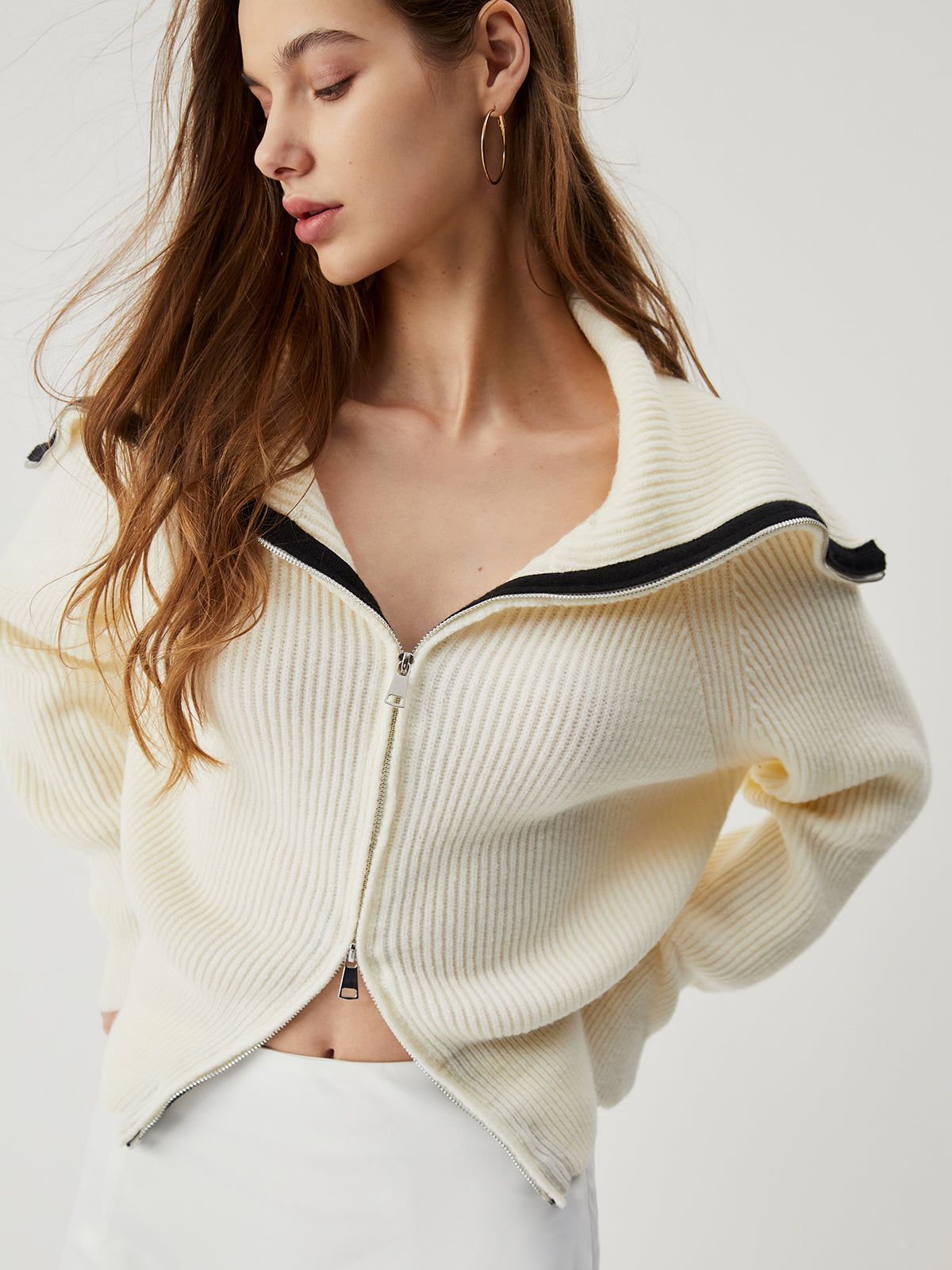 Zippered Contrast Trim Collar Ribbed Knit Sweater sold by COMMENSE product image thumbnail 2