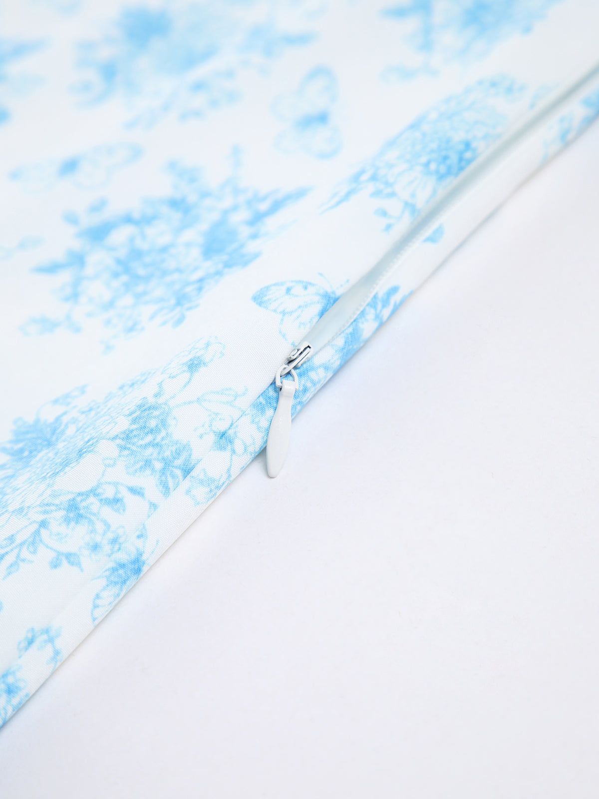 Butterfly Bouquet Floral Cup Detail Short Dress sold by COMMENSE product image thumbnail 3