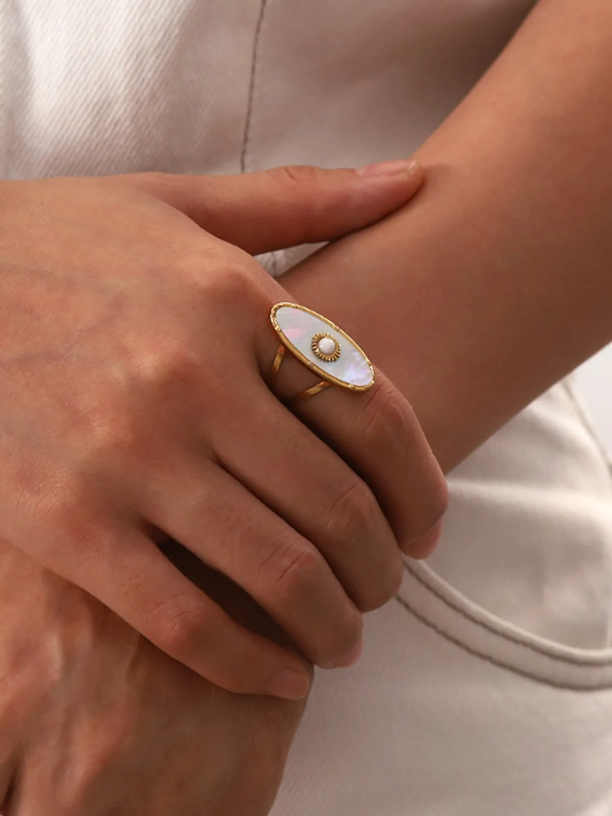 Oval Pearl Decor Ring sold by COMMENSE product image thumbnail 3