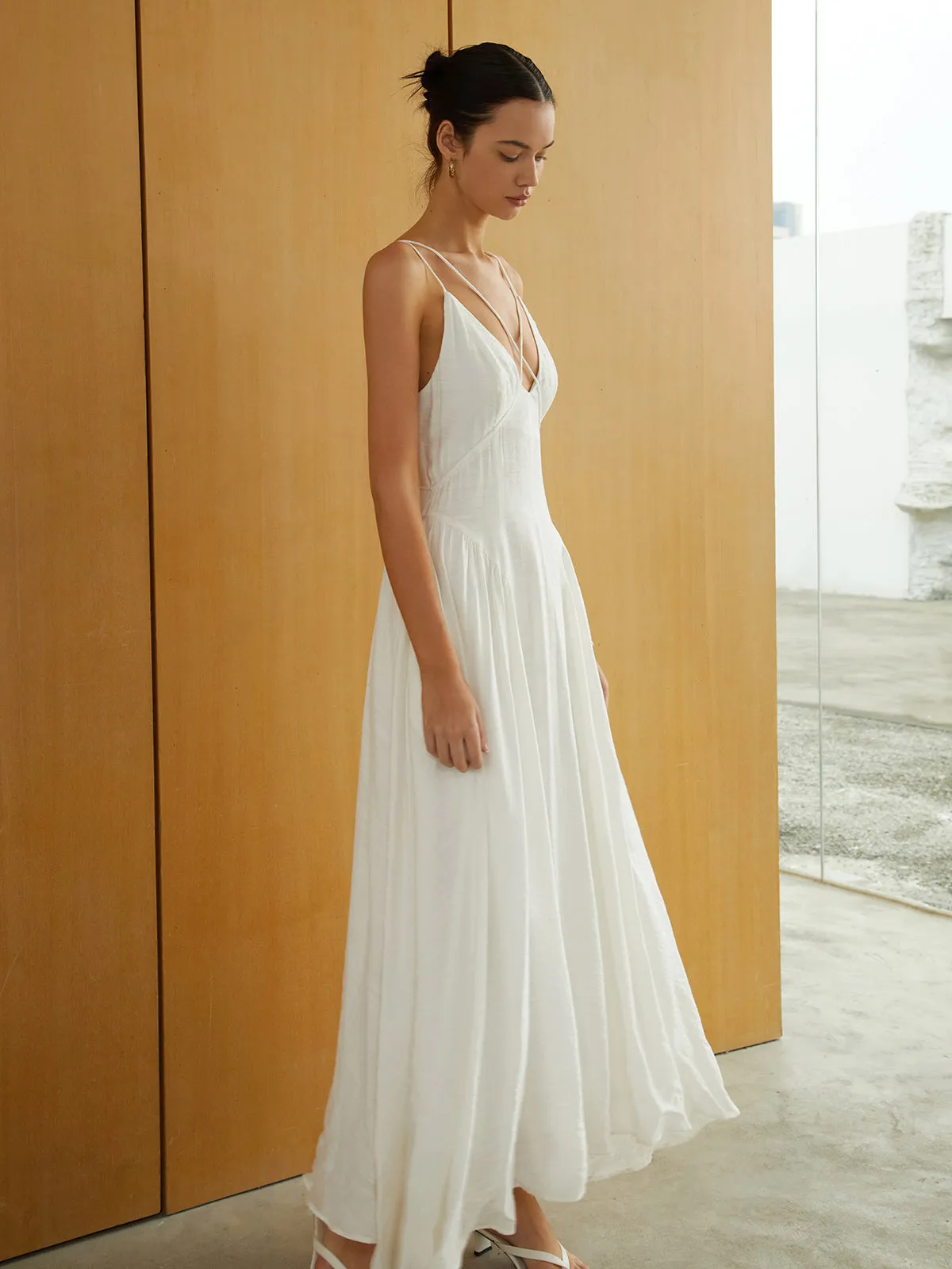 Crisscross Knotted Cami Long Dress sold by COMMENSE product image thumbnail 5