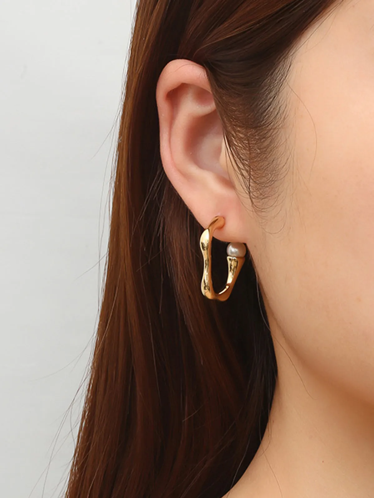 Irregular Pearl Hoop Earrings sold by COMMENSE product image thumbnail 2