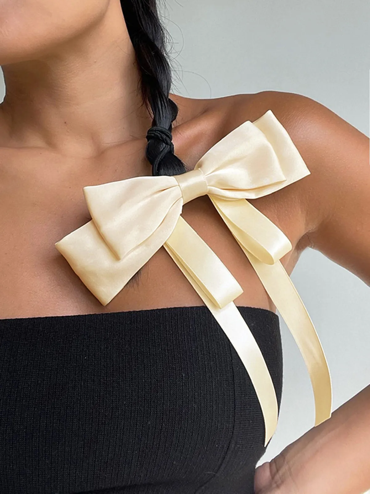 Creamy Bow Hair Clip sold by COMMENSE product image thumbnail 2