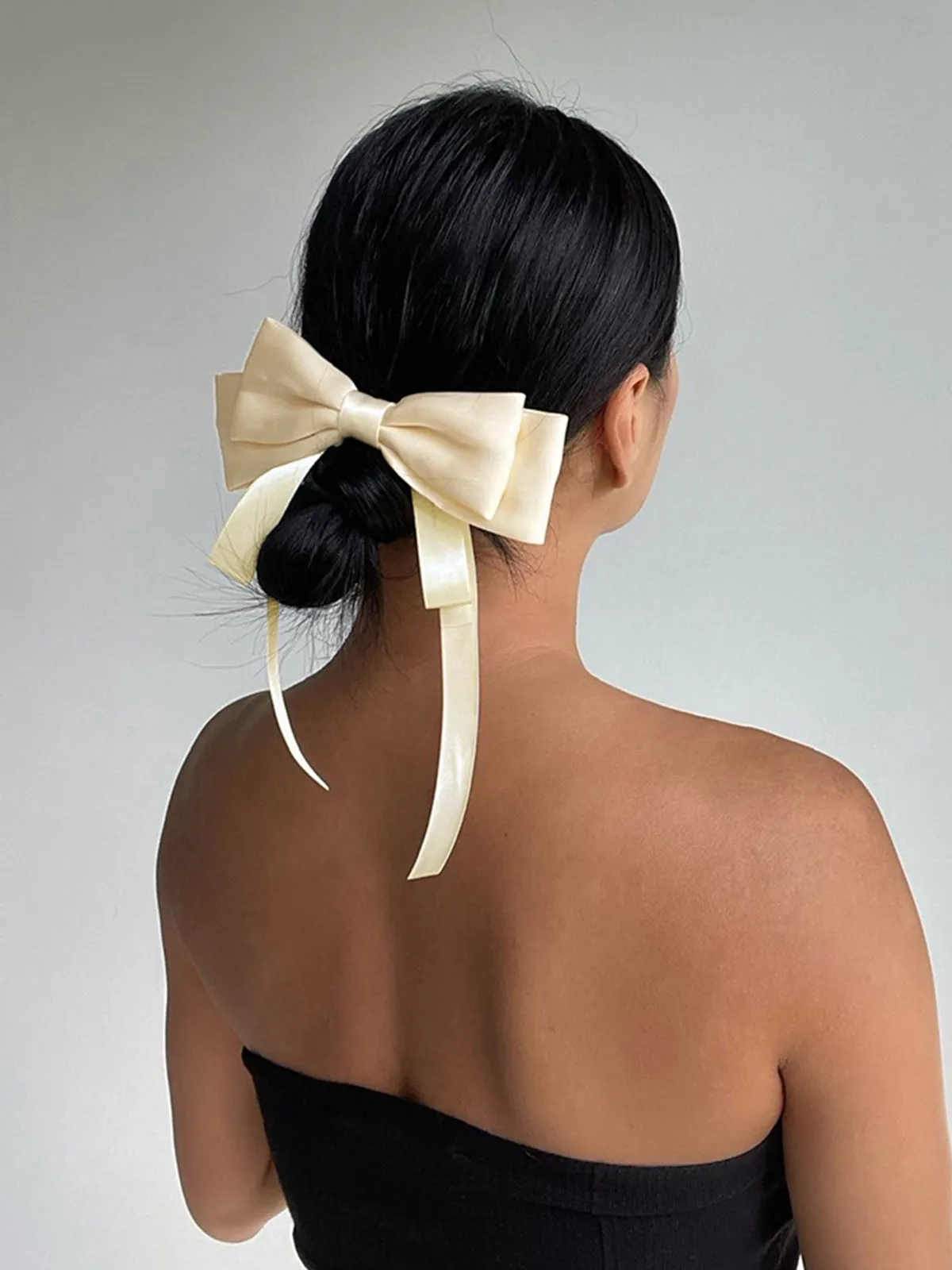 Creamy Bow Hair Clip sold by COMMENSE product image thumbnail 4