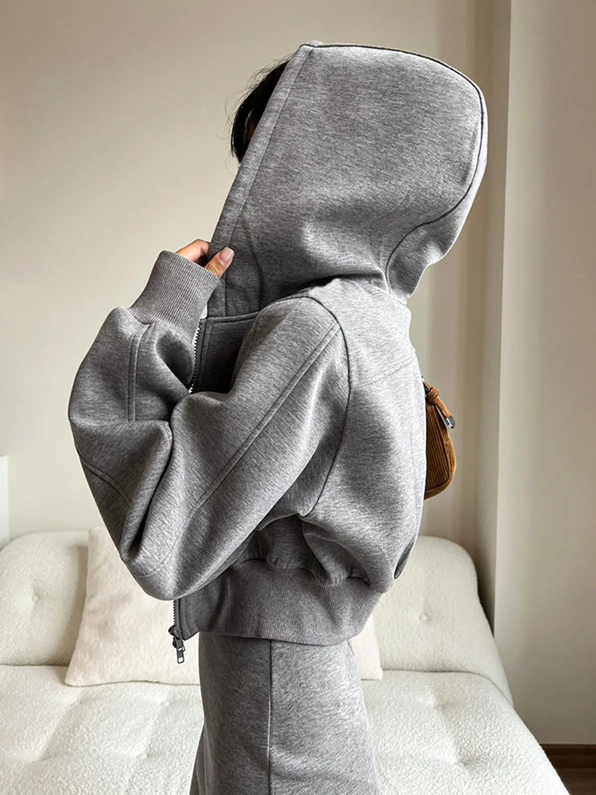 Solid Long Sleeve Zip Crop Hoodie sold by COMMENSE product image thumbnail 4