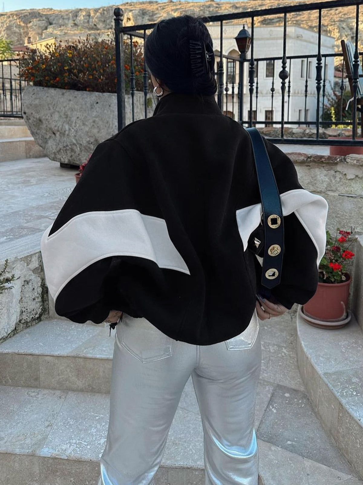 Colorblock Pocket Stand Collar Zippered Jacket sold by COMMENSE product image thumbnail 4