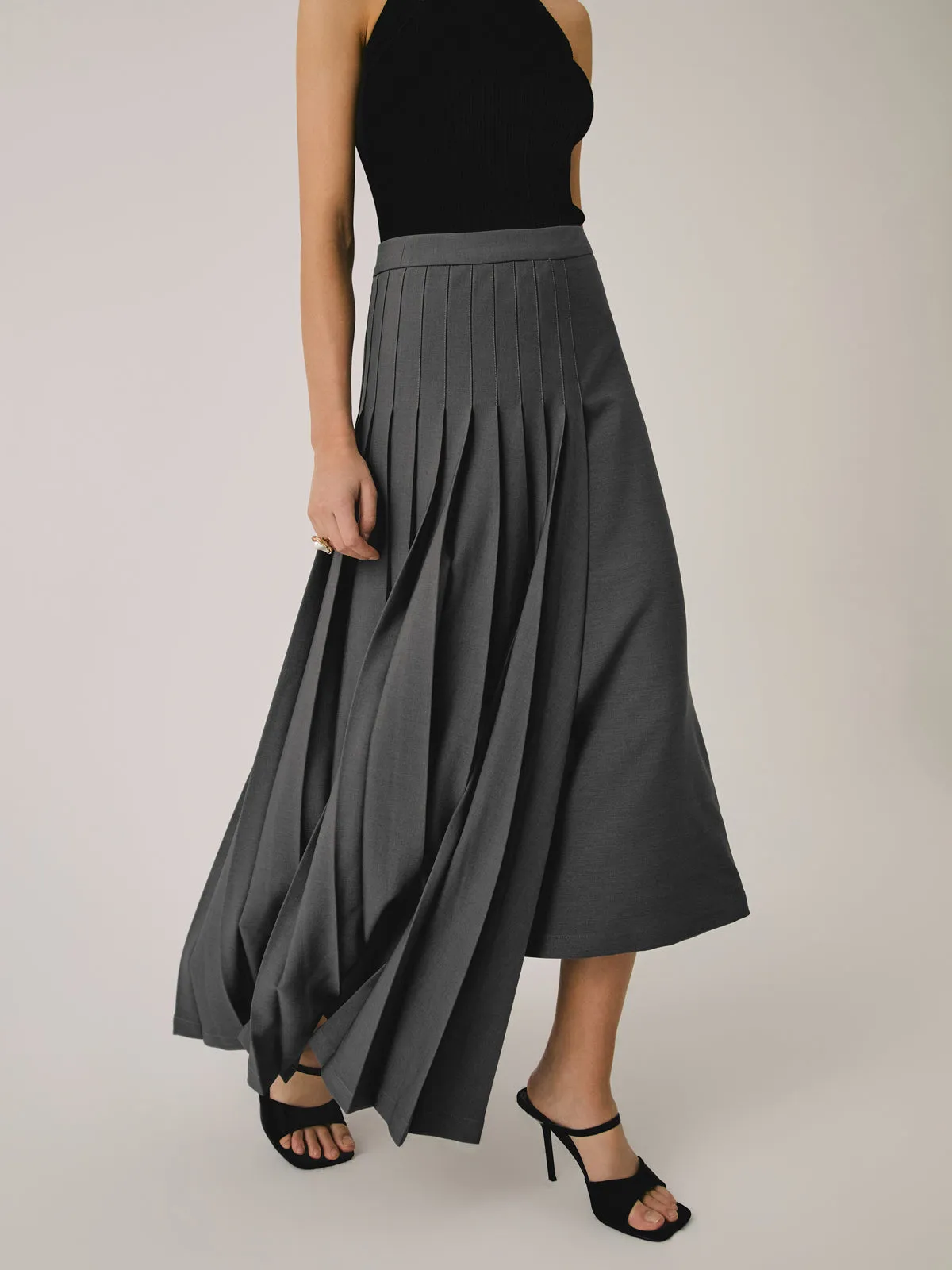 Asymmetric Pleated Maxi Skirt sold by COMMENSE product image thumbnail 3