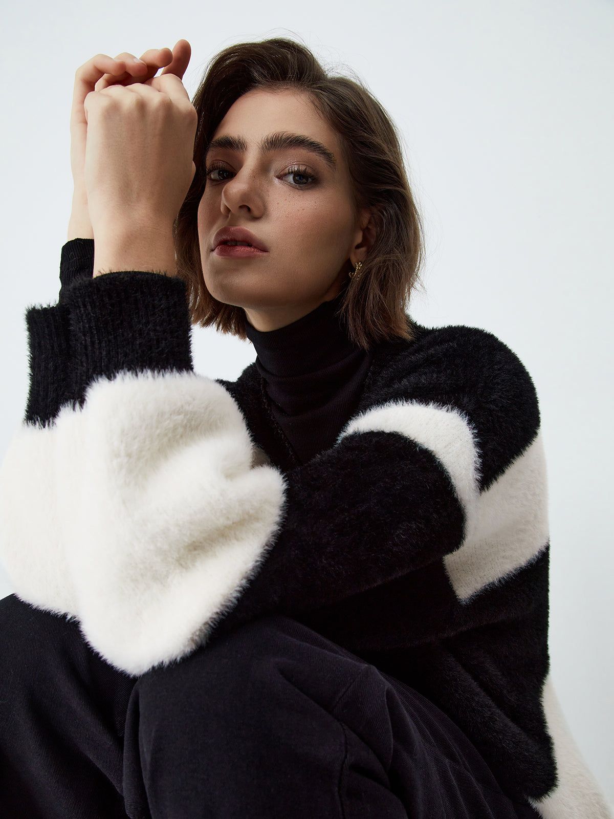 First Choice Stripe Fuzzy Cardigan sold by COMMENSE product image thumbnail 5