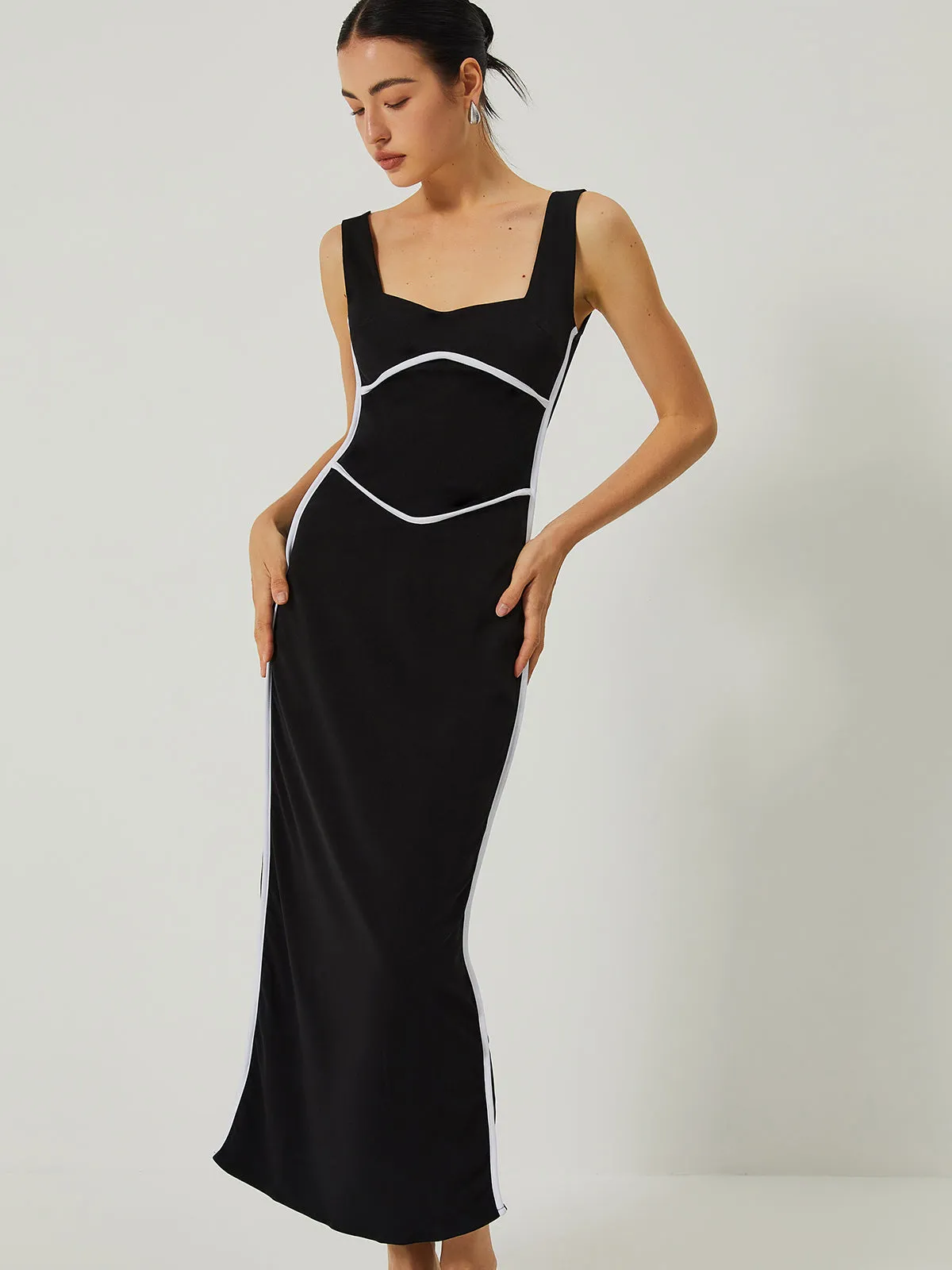 Contrast Binding Knit Long Dress sold by COMMENSE