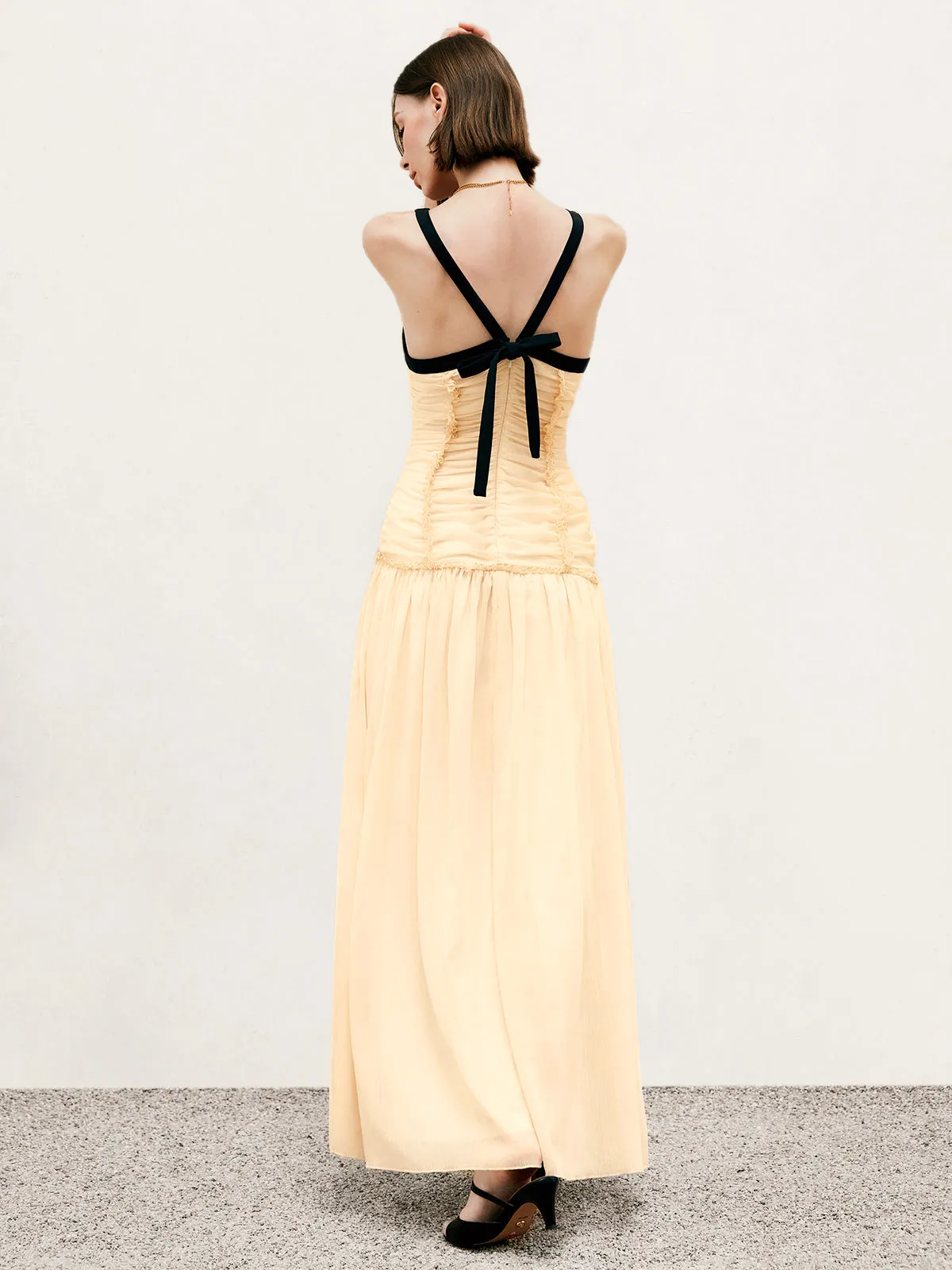 Contrast Binding Pleated Long Dress sold by COMMENSE
