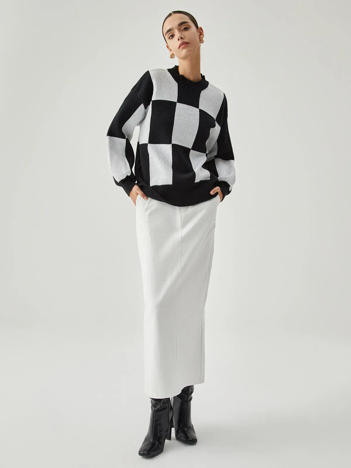 Checkered Contrast Color Crew Neck Sweater sold by COMMENSE product image thumbnail 5