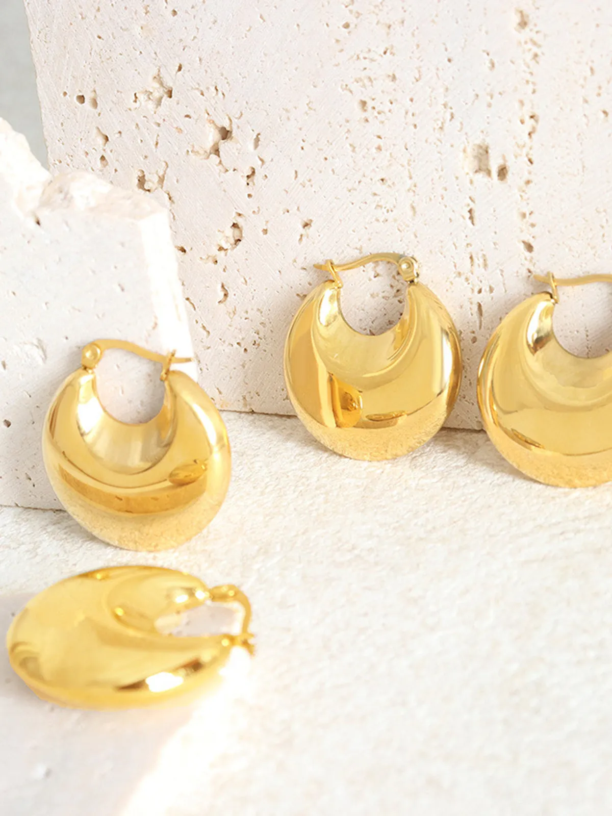 Golden Crescent Earrings sold by COMMENSE product image thumbnail 3