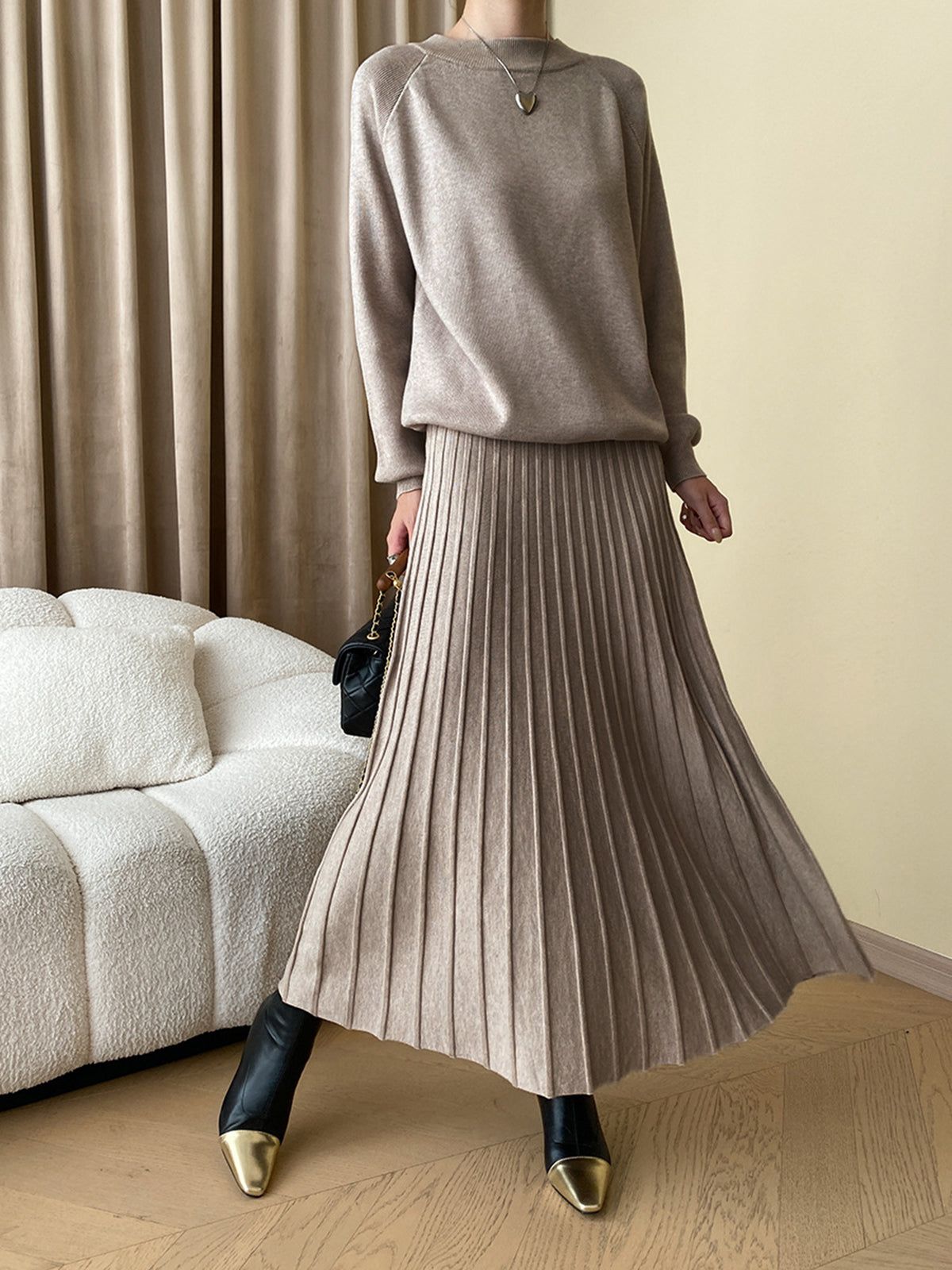 ワンピース TAGLIATORE Women Mid Skirts 2SMC22B01060075 GREY BUCKLED PLEATED SKIRT - Mid-gray | ZARA United States