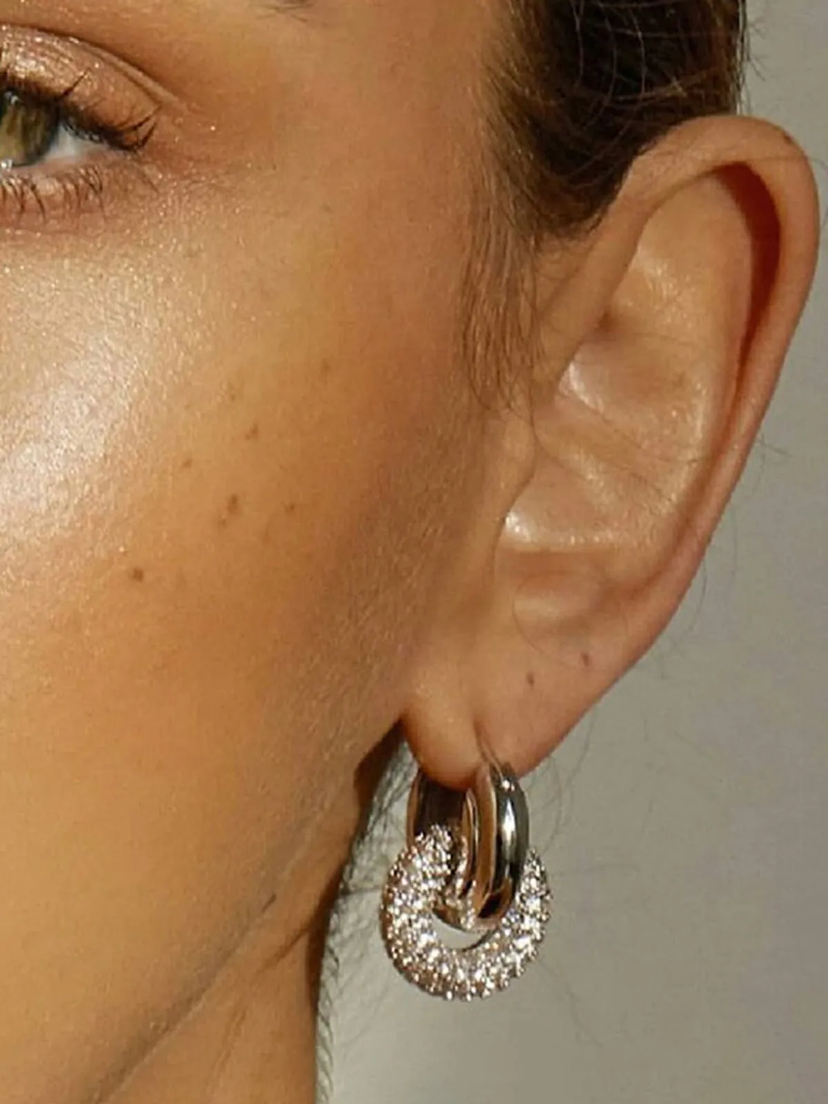 Polished Double Hoop Earrings sold by COMMENSE product image thumbnail 3