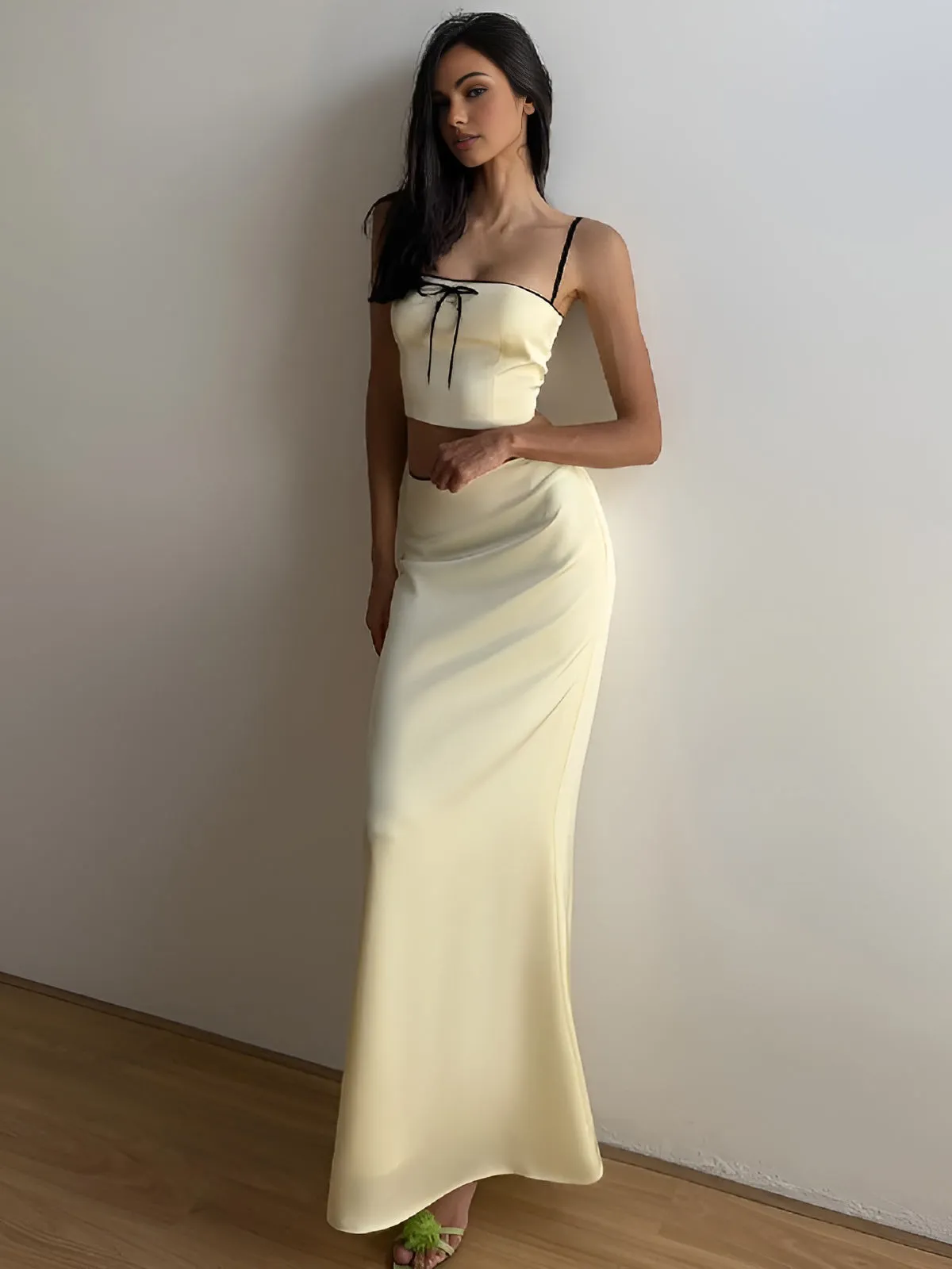 Contrast Trim Bow Decor Skirt Set sold by COMMENSE