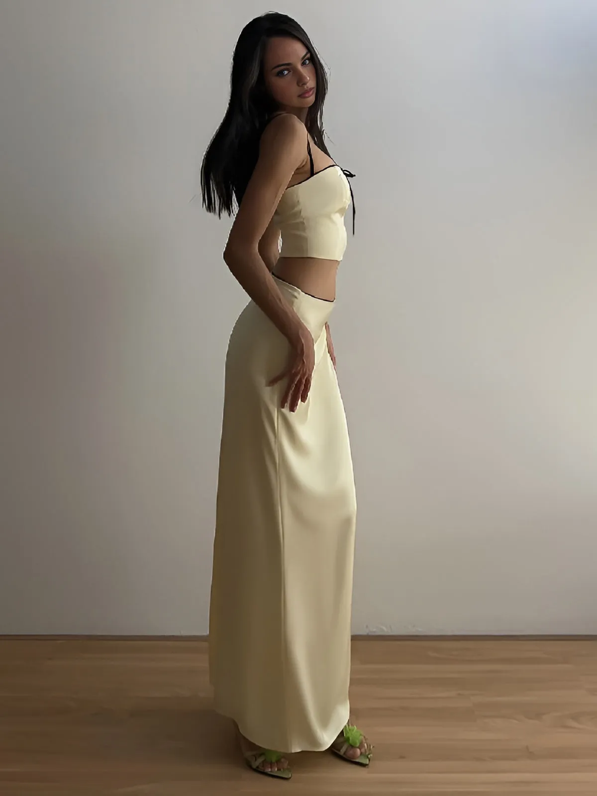 Contrast Trim Bow Decor Skirt Set sold by COMMENSE product image thumbnail 3