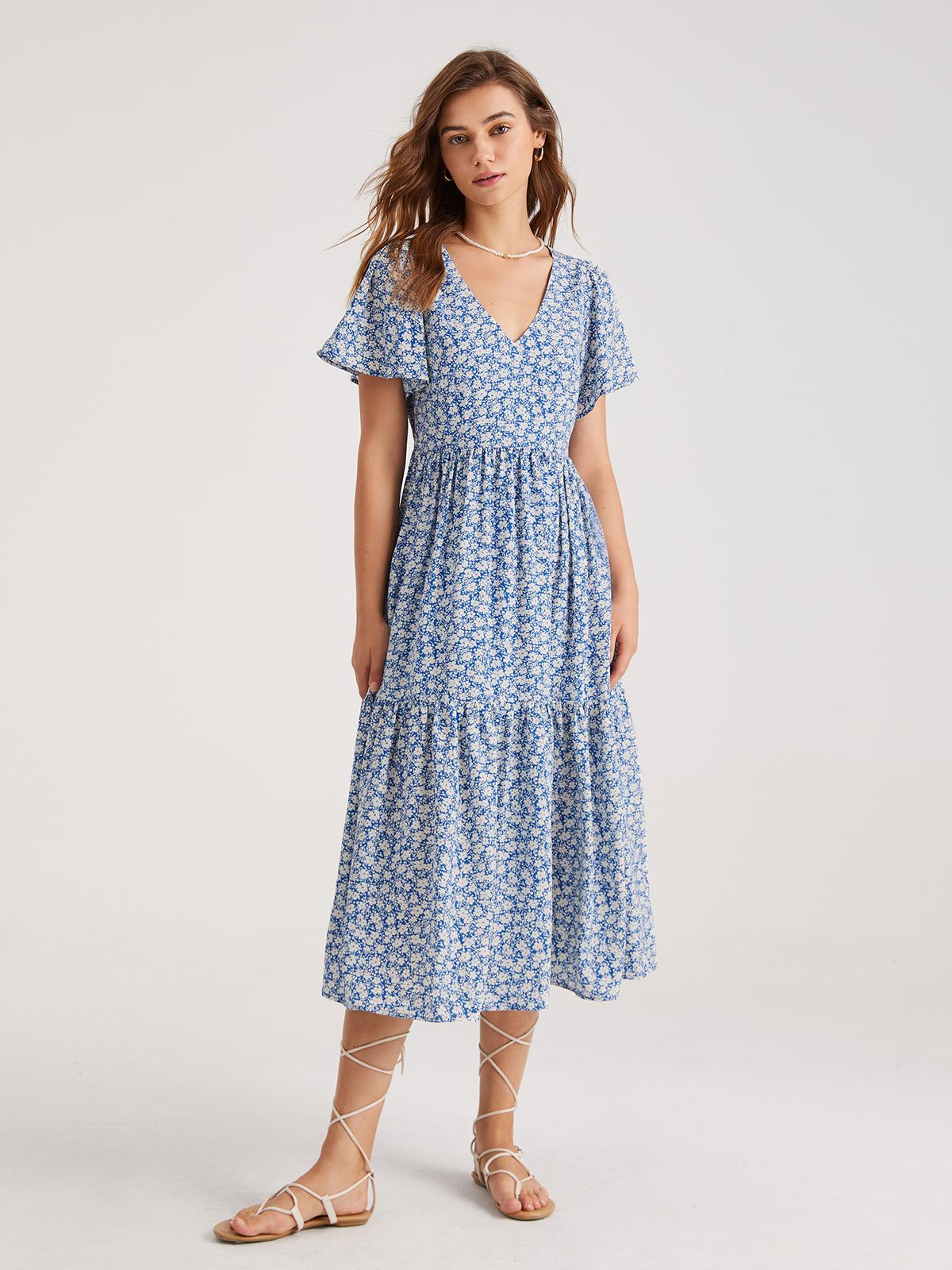 Sweetheart V-Neck Floral Dress sold by COMMENSE product image thumbnail 4
