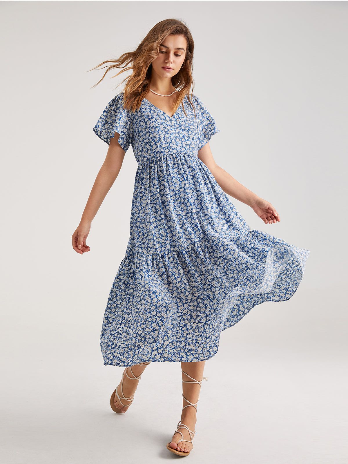 Sweetheart V-Neck Floral Dress sold by COMMENSE product image thumbnail 5