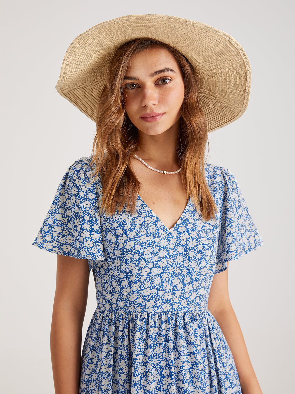 Sweetheart V-Neck Floral Dress sold by COMMENSE product image thumbnail 2
