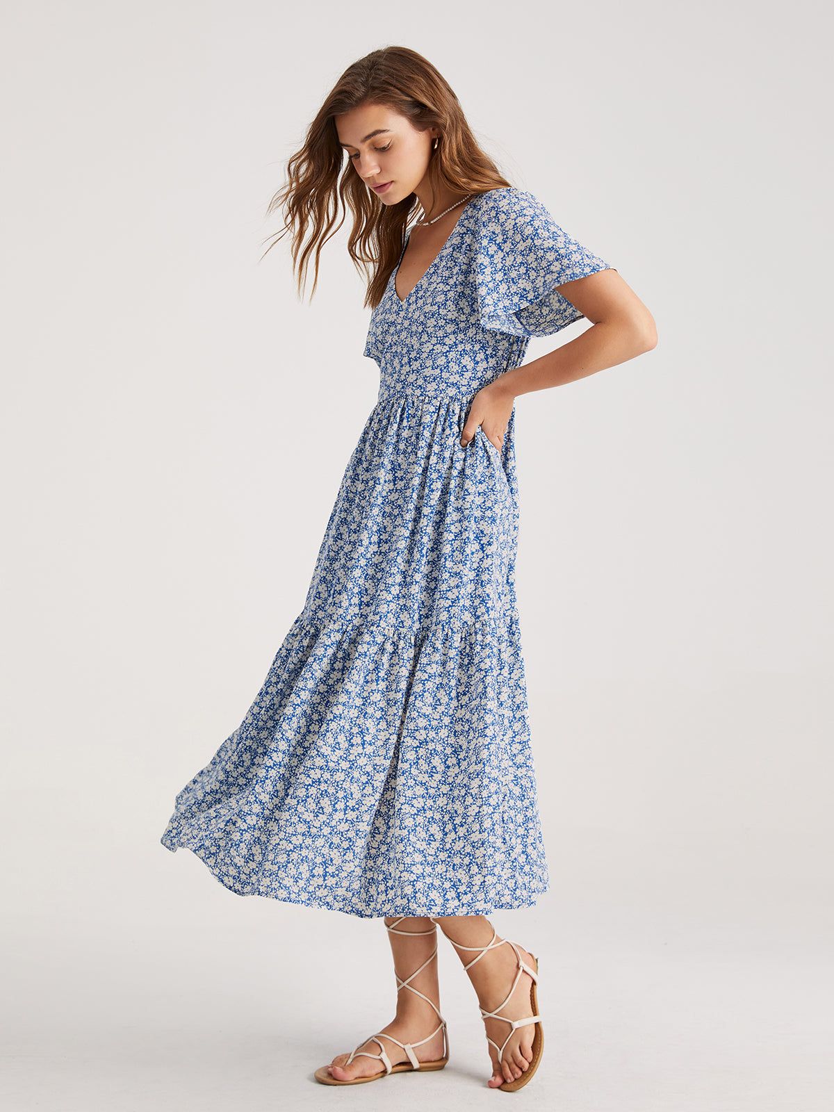 Sweetheart V-Neck Floral Dress sold by COMMENSE product image thumbnail 3