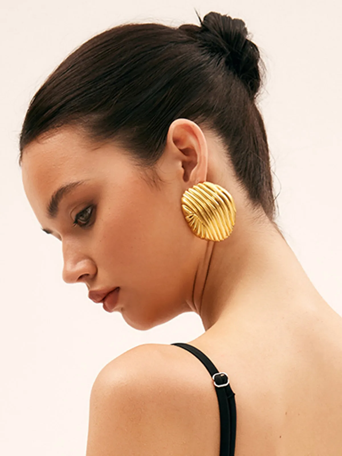 Ocean Styling Pleated Shell Earnings sold by COMMENSE product image thumbnail 5