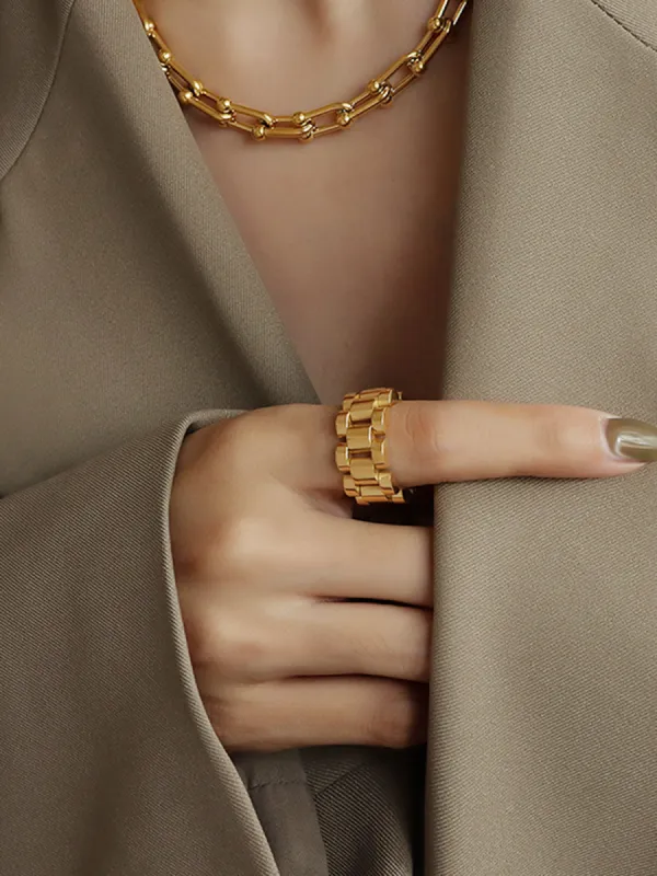 Secret Holds Ring sold by COMMENSE