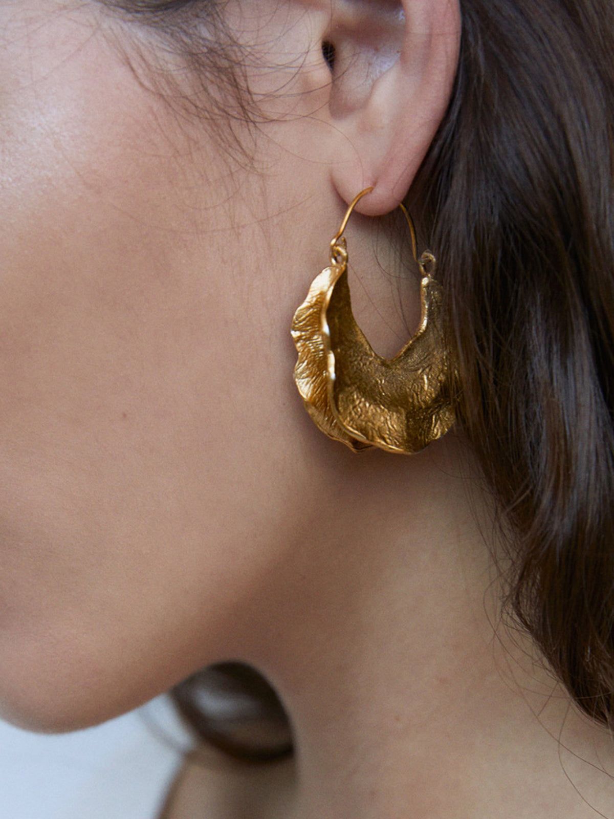 Golden Leaf Earrings sold by COMMENSE product image thumbnail 2