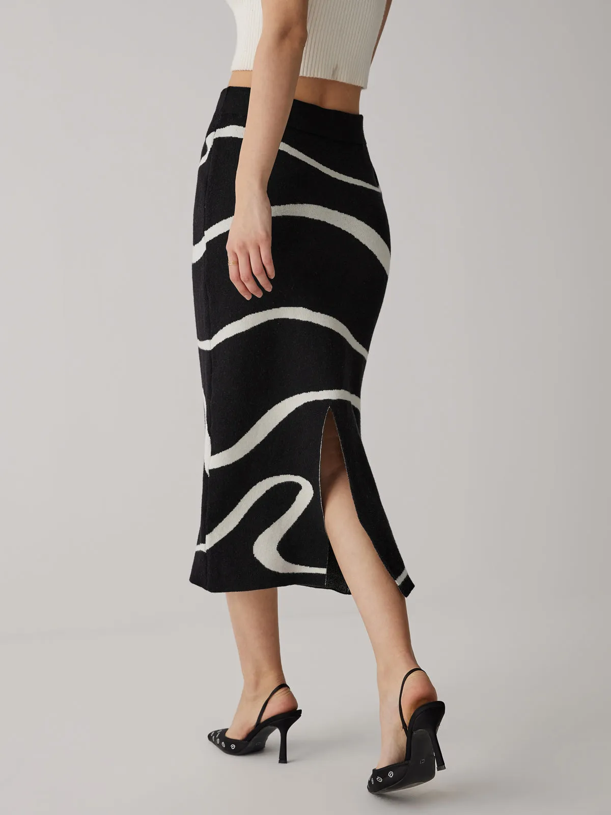 Wave Pattern Knit Midi Skirt sold by COMMENSE product image thumbnail 2