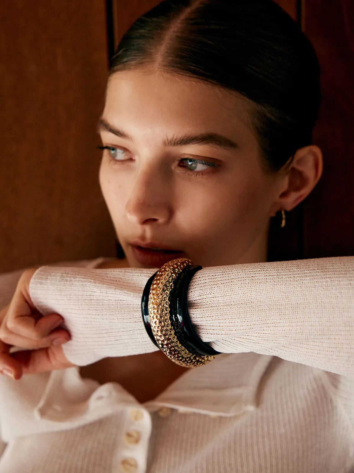 Two Tone Wide Hammered Bracelet sold by COMMENSE product image thumbnail 2