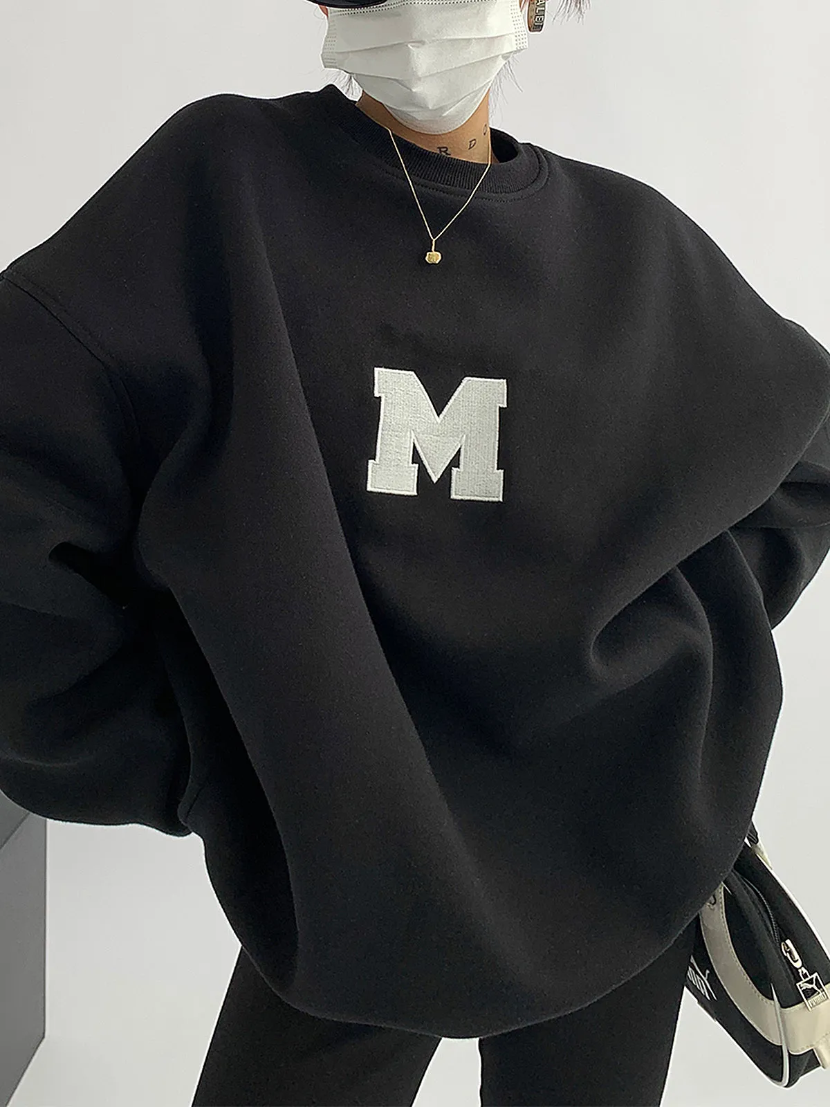Minimalism Oversized Sweatshirt sold by COMMENSE product image thumbnail 5