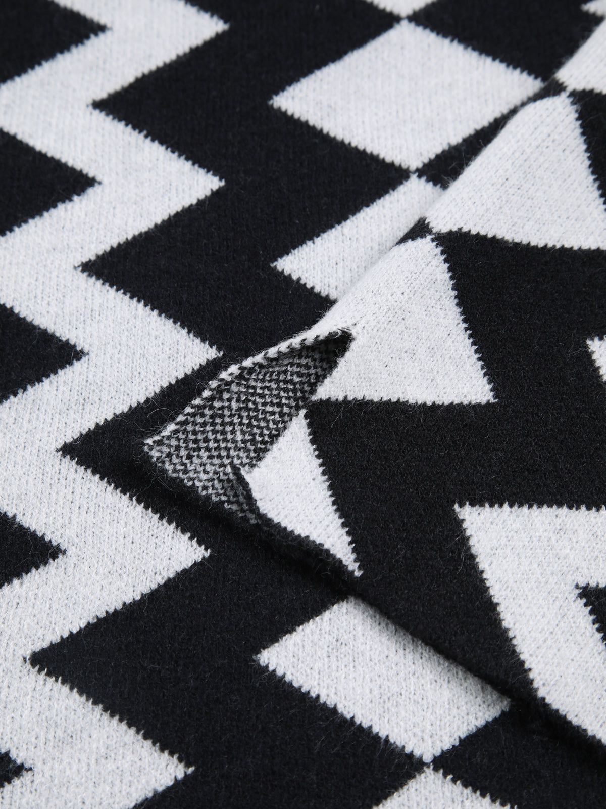 Geometric Colorblock Sweater sold by COMMENSE product image thumbnail 4