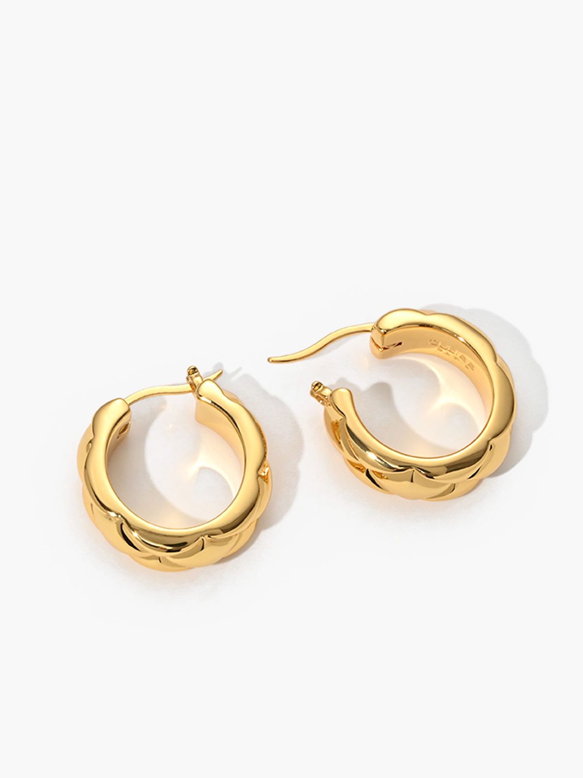 Four Pointed Star Earrings sold by COMMENSE product image thumbnail 5