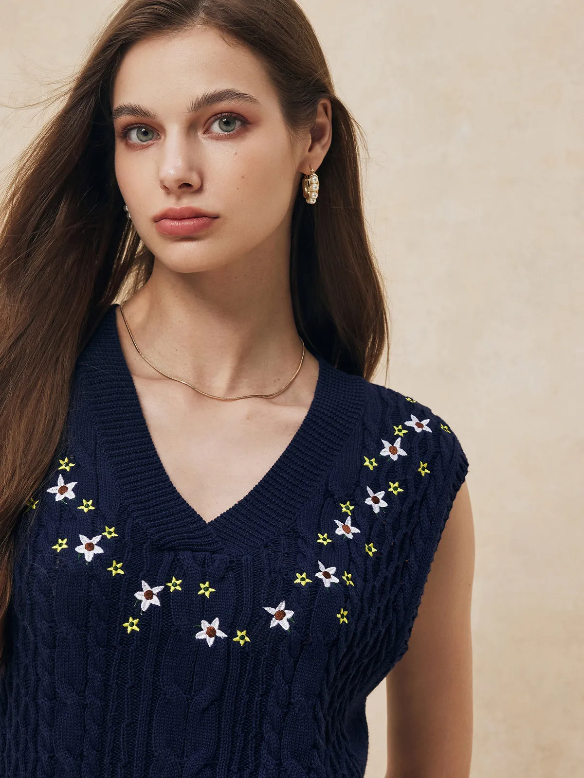 Embroidery Floral Sweater Vest sold by COMMENSE product image thumbnail 2