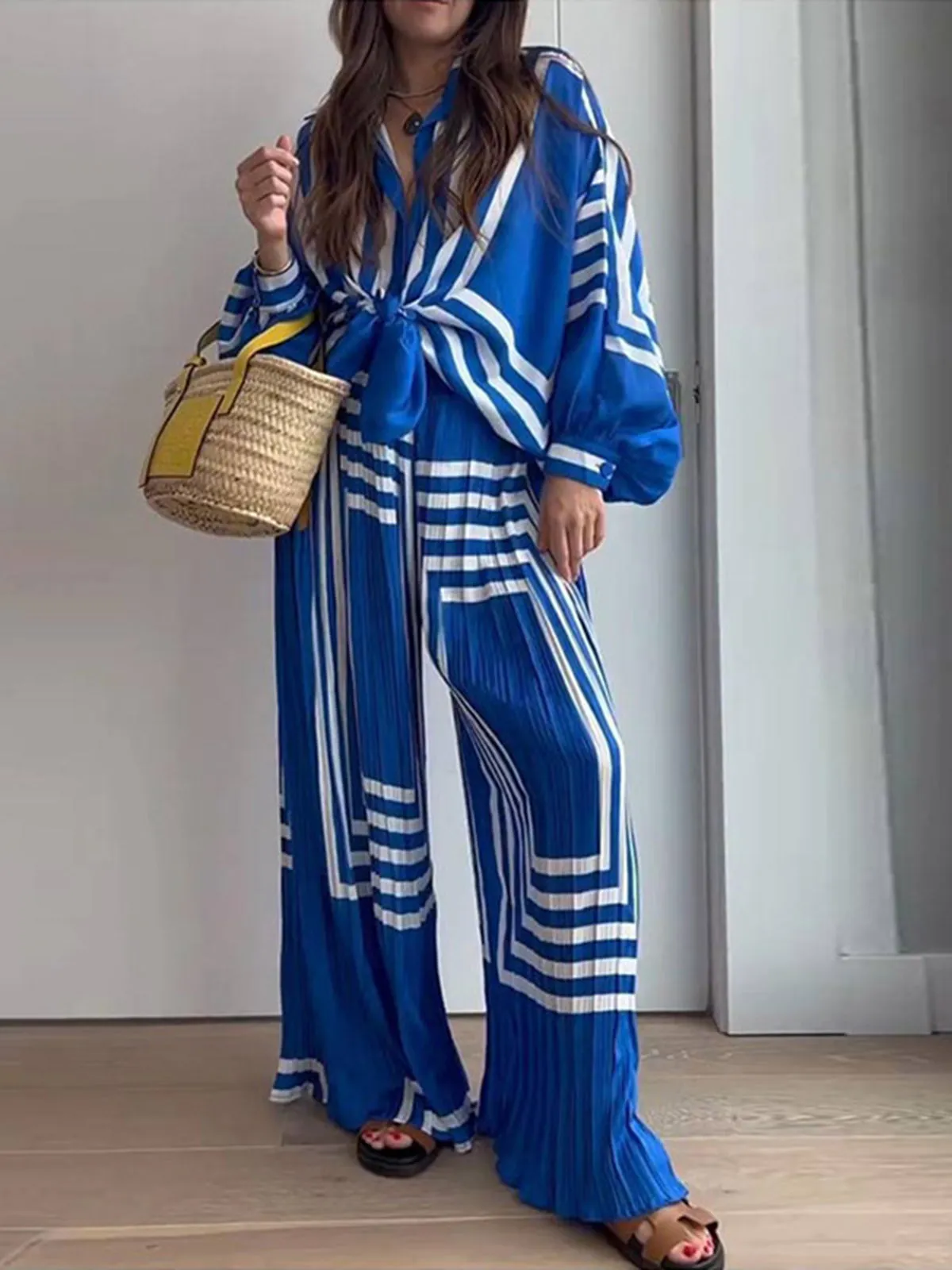 Oversized Print Vacation Pants Set sold by COMMENSE