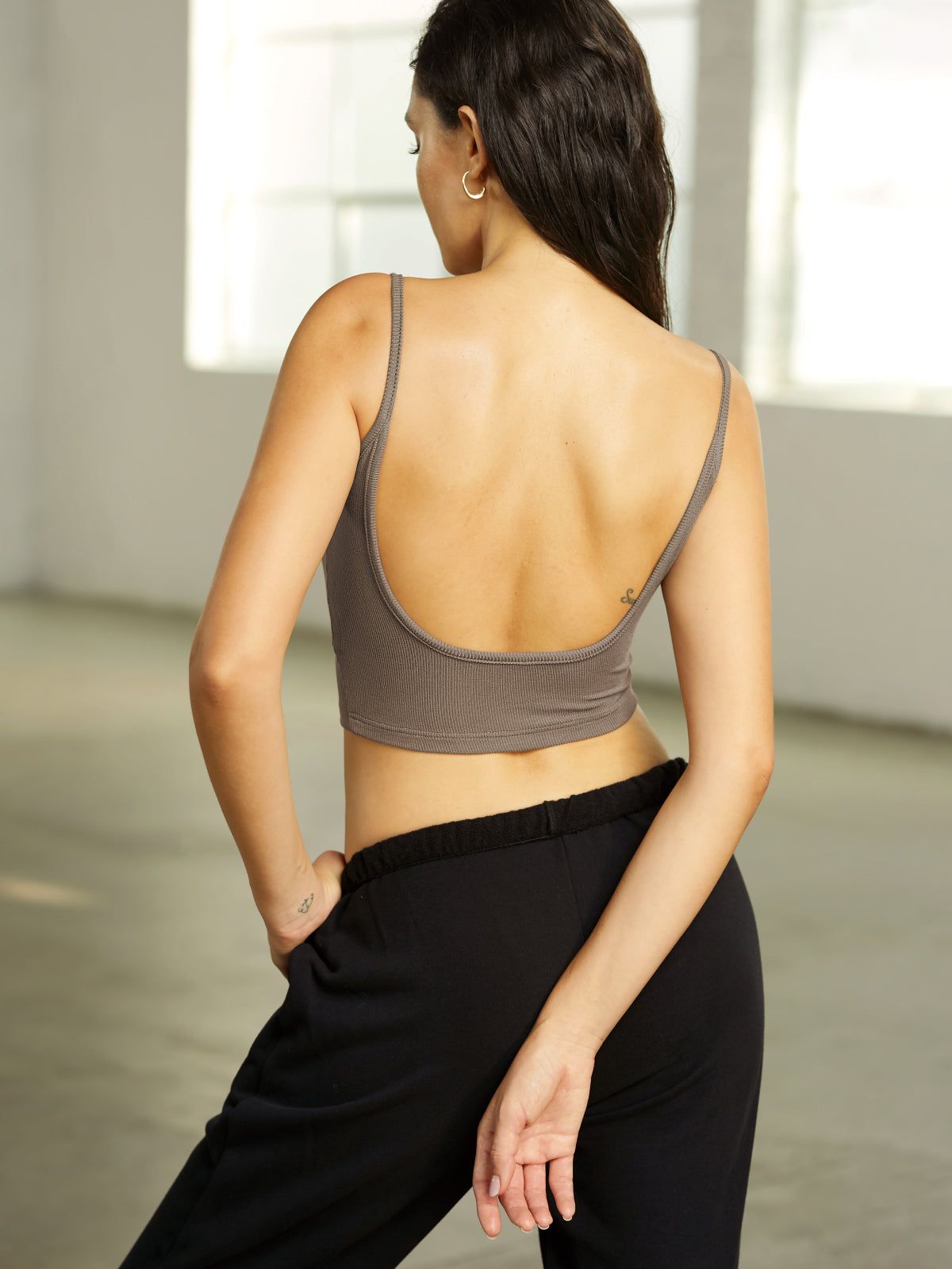 Cropped Low Scoop Back Tank Top sold by COMMENSE product image thumbnail 6