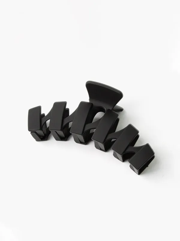 Plain Retro Hair Claw sold by COMMENSE