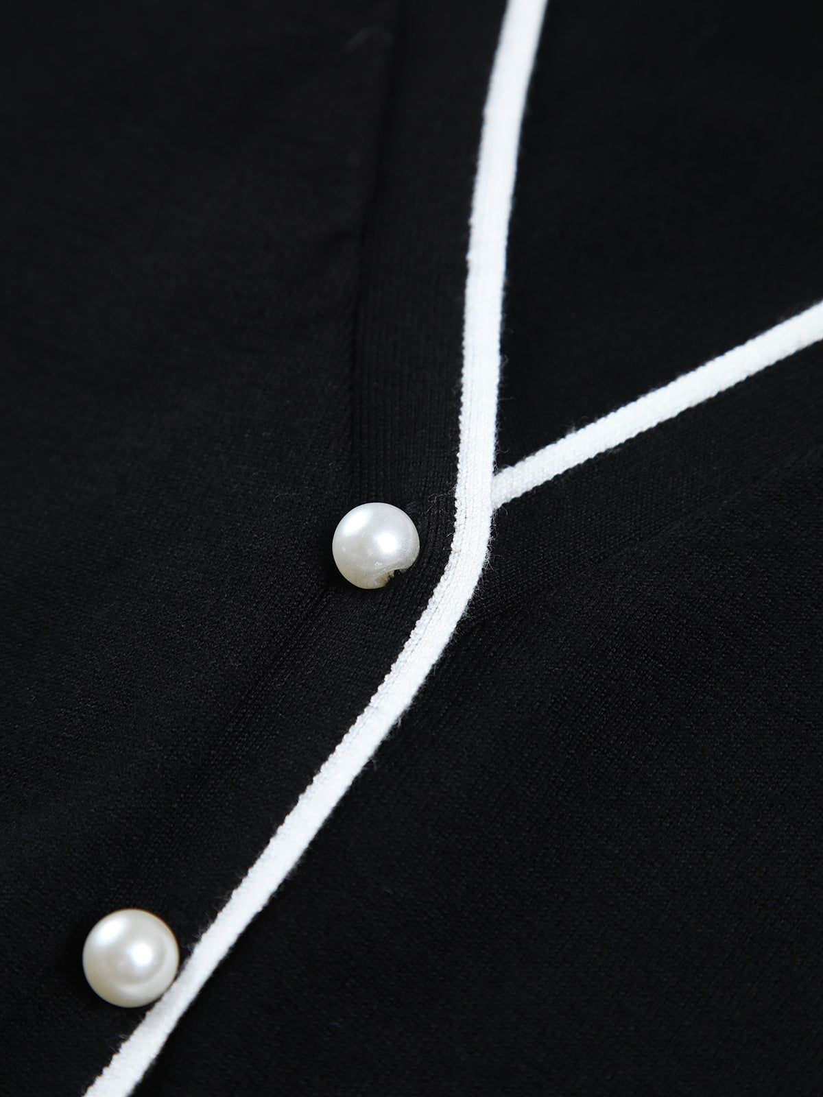 Contrast Trim Pearl Button Cardigan sold by COMMENSE product image thumbnail 3