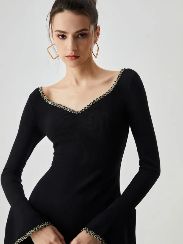 Sweetheart Neck Bell Cuff Contrast Trim Midi Dress made by COMMENSE