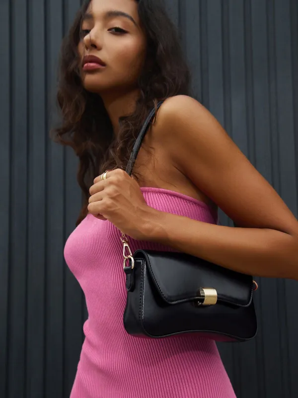 Skyline Leather Bag sold by COMMENSE