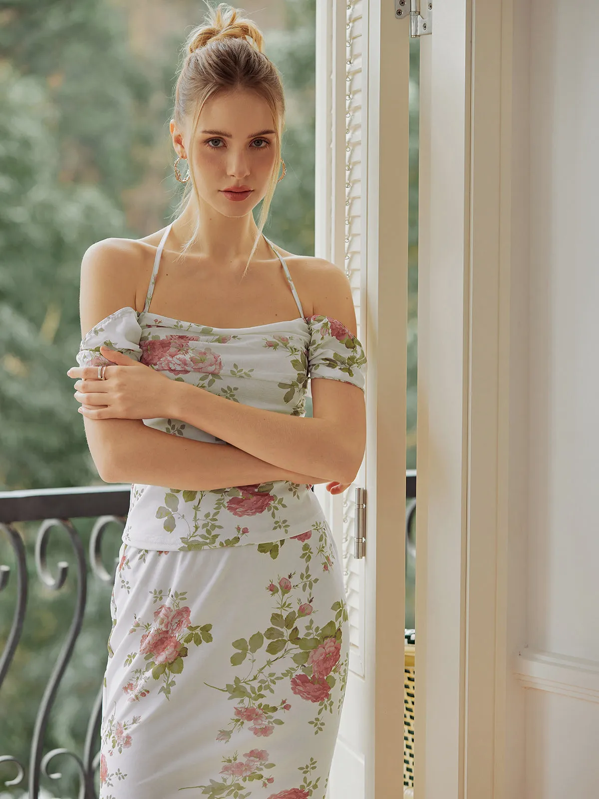 Villa Garden Floral Halter Blouse sold by COMMENSE product image thumbnail 4